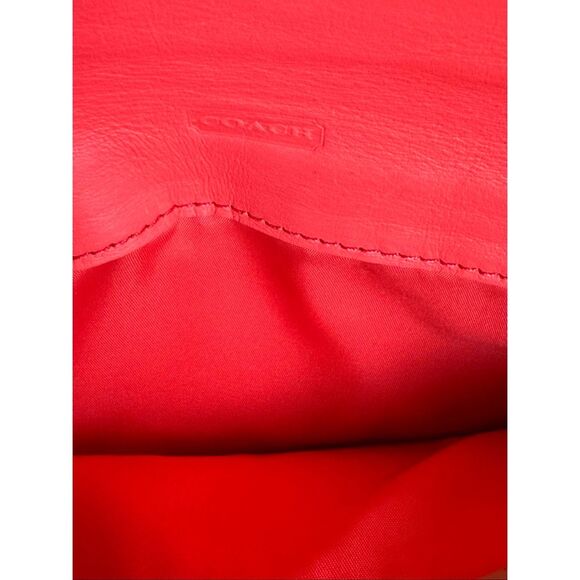 Coach New York Slim Leather Continental Wallet in Bright Pink - Picture 9 of 11